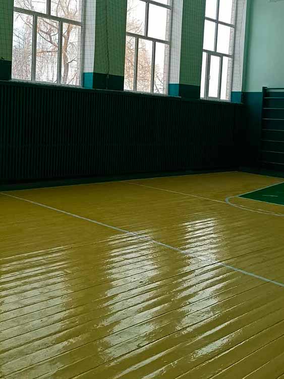 Для учнів Слободо-Петрівської школи оновили спортзал Для учнів Слободо-Петрівської школи оновили спортзал