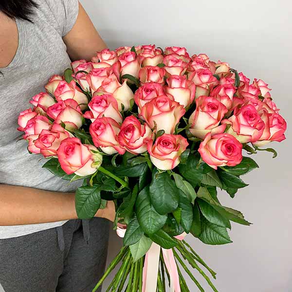 Доставка самых прекрасных цветов по Киеву