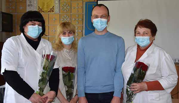 Сімейних лікарів Пирятинської громади привітали з професійним святом
