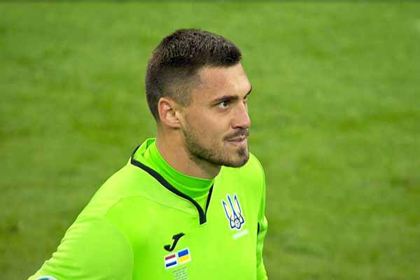 Чемпионат Европы по футболу: Нідерланди - Україна Чемпионат Европы по футболу: Нідерланди - Україна