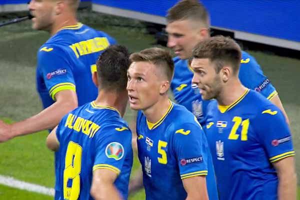 Чемпионат Европы по футболу: Нідерланди - Україна Чемпионат Европы по футболу: Нідерланди - Україна