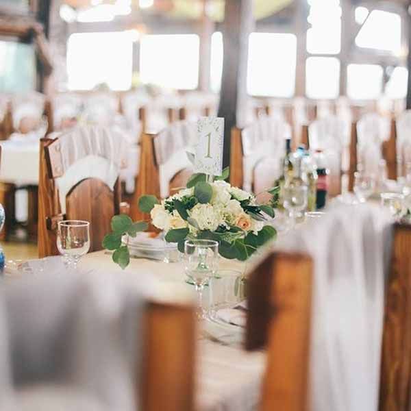 Аренда банкетного зала для проведения свадебного торжества Аренда банкетного зала для проведения свадебного торжества
