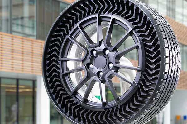  Стійкі до проколів, безповітряні <b>шини</b> Michelin незабаром з'являться на ринку 