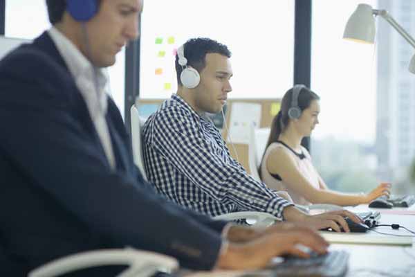 Особенности выбора наушников под разные цели