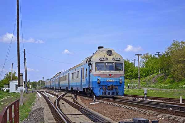  До 1 жовтня тимчасово відмінять рух потягів на ділянці Черкаси – ім. Т. Шевченка 
