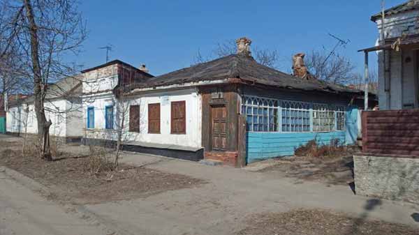 Хата у Полтаві де народився Патріарх Хата у Полтаві де народився Патріарх