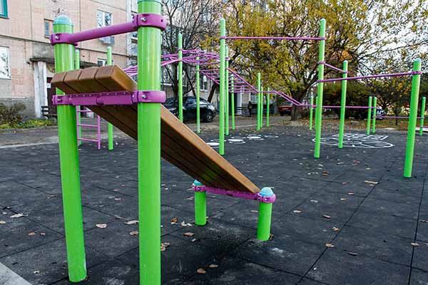 На Полтавщині встановили перші 13 майданчиків На Полтавщині встановили перші 13 майданчиків