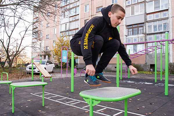 На Полтавщині встановили перші 13 майданчиків На Полтавщині встановили перші 13 майданчиків