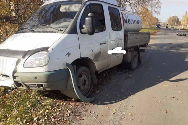 У Пирятині водій молоковоза смертельно травмував мопедиста У Пирятині водій молоковоза смертельно травмував мопедиста