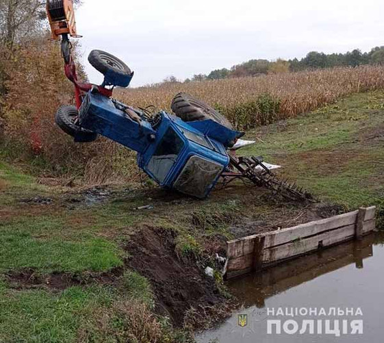 На Полтавщині внаслідок ДТП загинув водій трактора МТЗ