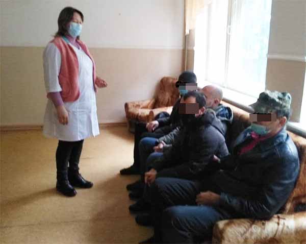 У Гребінці підобліковим пробації розповіли про здоровий образ життя