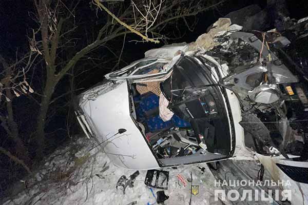 Масштабна ДТП на Полтавщині: травмовано 11 людей