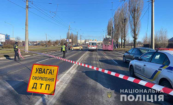 На Полтавщині тролейбус потрапив у ДТП