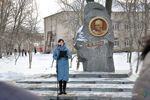 У Гребінці з нагоди Дня Соборності України відбулося покладання квітів