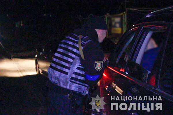 правоохоронці перевірили понад 800 транспортних засобів