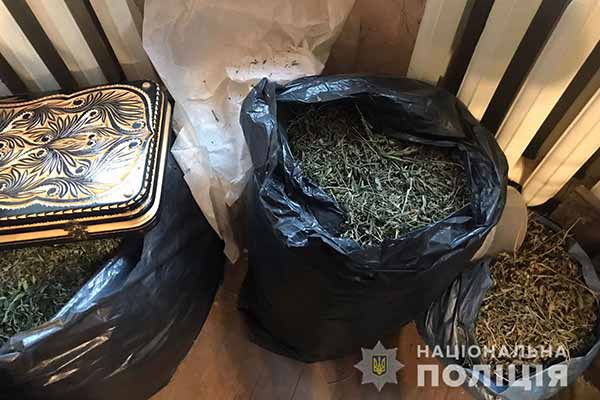 На Полтавщині поліція затримала торгівця наркотиками