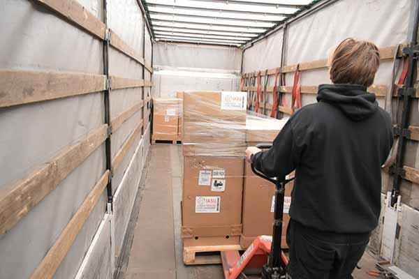 гуманітарна допомога