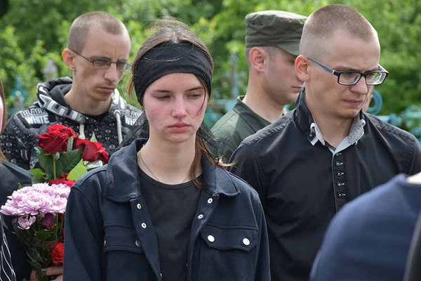 Пирятинщина попрощалася з 21-річним Ярославом Семененком