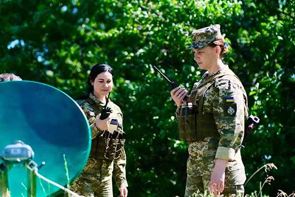 На Полтавщині військові вдосконалювали навички з телекомунікації