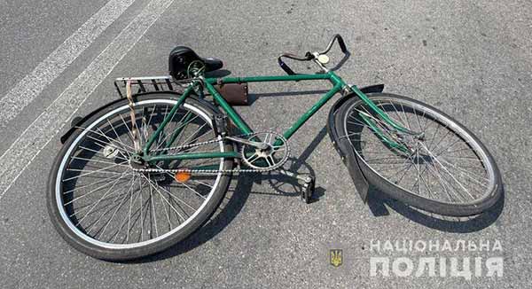 На Полтавщині 37-річний велосипедист потрапив під колеса Nissan