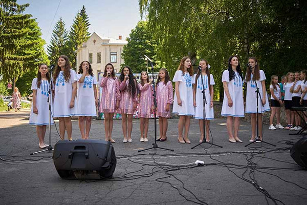 Благодійний ярмарок у Гребінці на підтримку ЗСУ