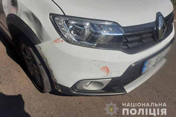 На Полтавщині автомобіль збив 13-річного мопедиста