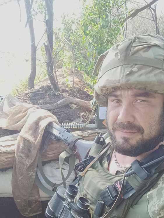 молодший сержант Черниш Максим Вікторович.