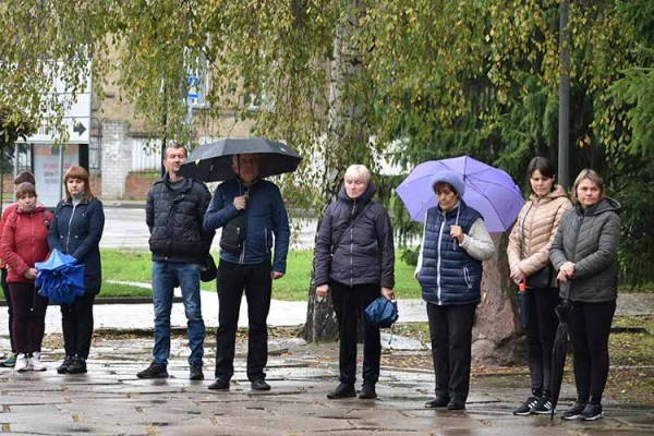 На Полтавщині в останню путь провели 30-річного захисника з Пирятинщин