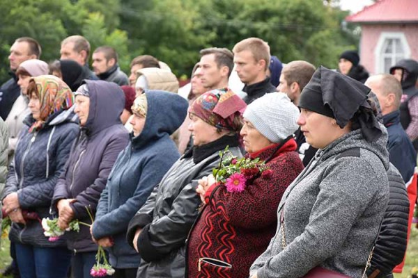 Пирятинська громада провела в останню путь ще одного солдата