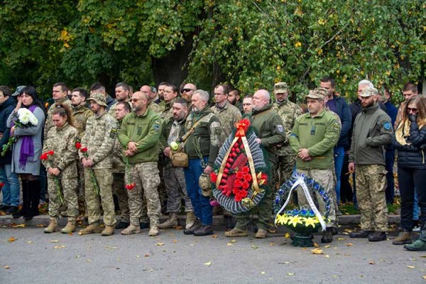На Полтавщині в останню путь провели шістьох захисників України