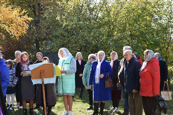 У Пирятині освятили місце під будівництво архондарика