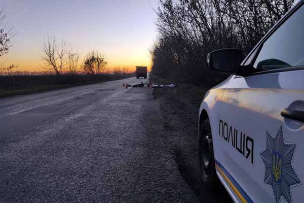 На Полтавщині «КАМАЗ» зіткнувся з велосипедом