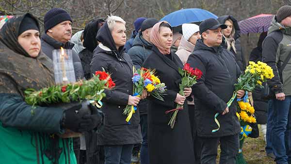 На Лубенщині вшанували жертв голодоморів в Україні