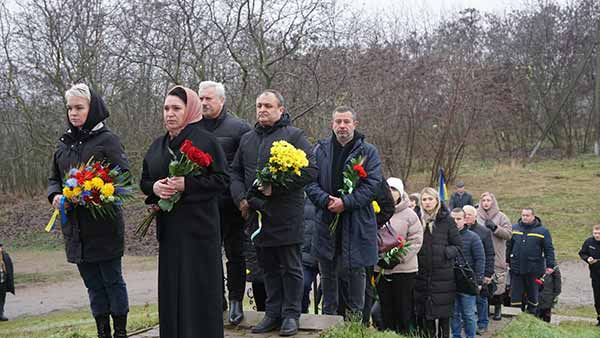 На Лубенщині вшанували жертв голодоморів в Україні