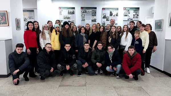 Виставка «Українська Друга світова»