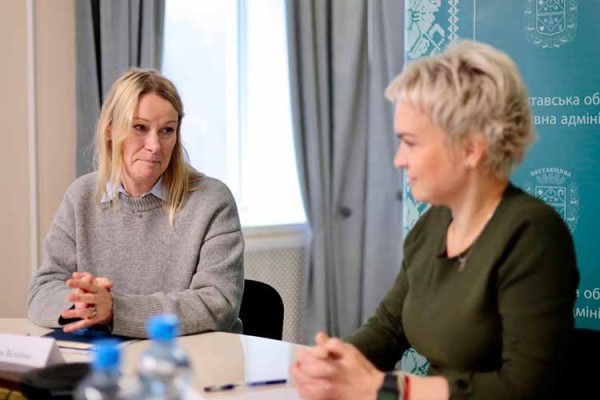 УВКБ ООН в Україні передали 70 ноутбуків для органів соцзахисту