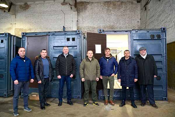 Військовослужбовцям передали 20 модулів для комфортного проживання