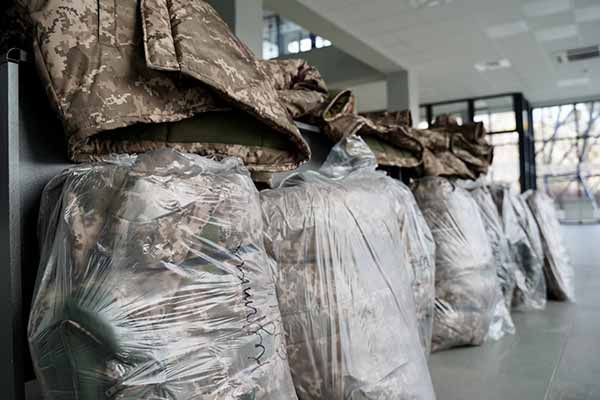 З Полтавщини передали 750 теплих зимових курток військовим