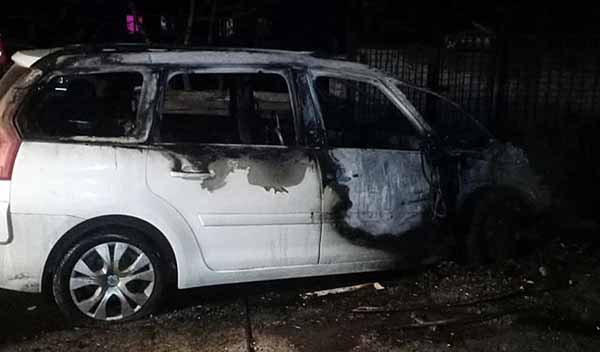 На Полтавщині згорів автомобіль Citroen