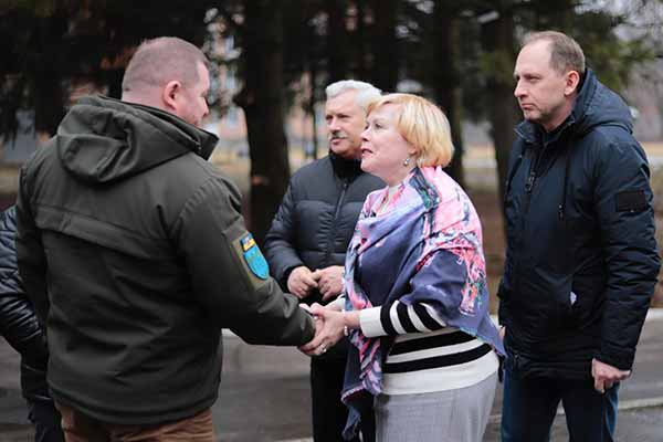 Дмитро Лунін оглянув укриття і пункт незламності в Лубенській школі