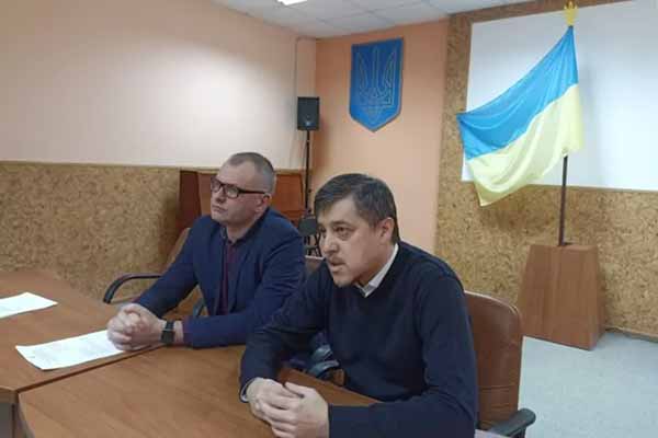 У Полтаві презентували освітній проєкт «Діалоги про війну» У Полтаві презентували освітній проєкт «Діалоги про війну»