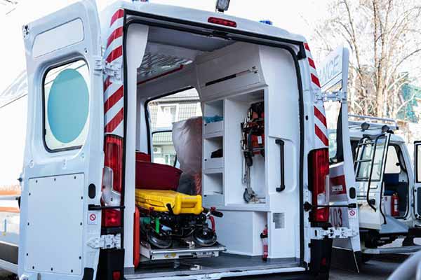 Медики Полтавщини отримали три сучасні автомобілі