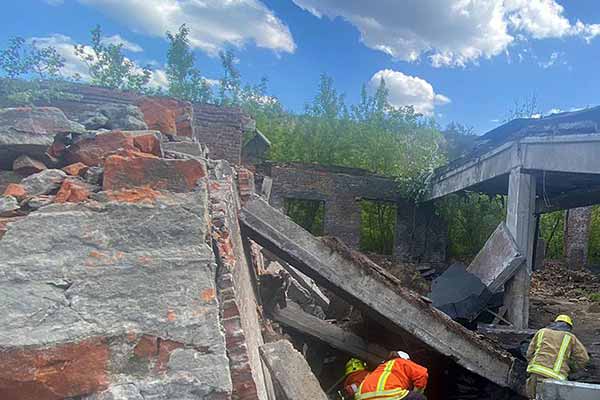 На Полтавщині внаслідок обвалу будівлі загинуло дві людини