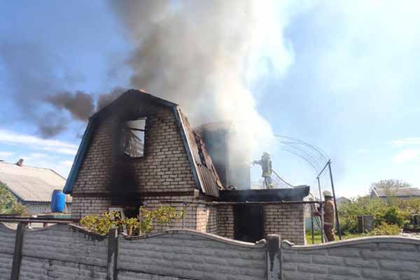 На Полтавщині чоловік отримав опіки через пожежу у будинку