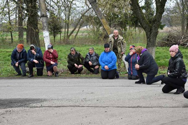 У Пирятинській громаді попрощалися з полеглим на війні захисником У Пирятинській громаді попрощалися з полеглим на війні захисником