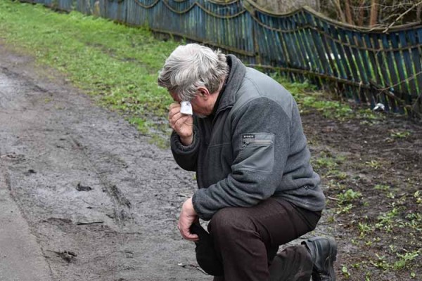 У Пирятинській громаді попрощалися з полеглим на війні захисником У Пирятинській громаді попрощалися з полеглим на війні захисником