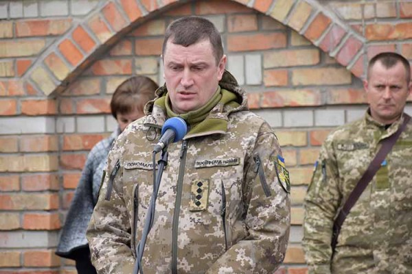 У Пирятинській громаді попрощалися з полеглим на війні захисником У Пирятинській громаді попрощалися з полеглим на війні захисником