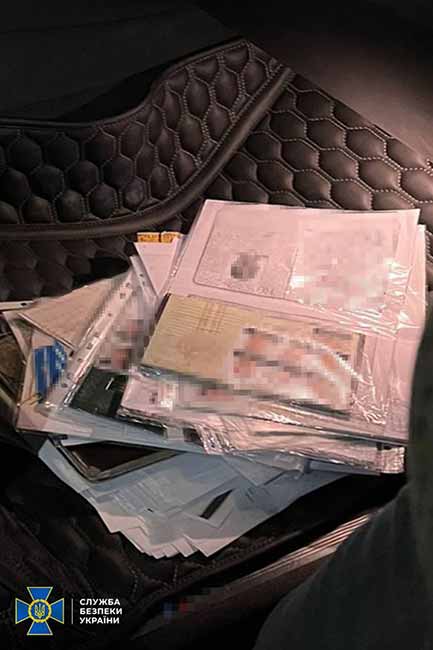 СБУ затримала посадовця військкомату на Полтавщині