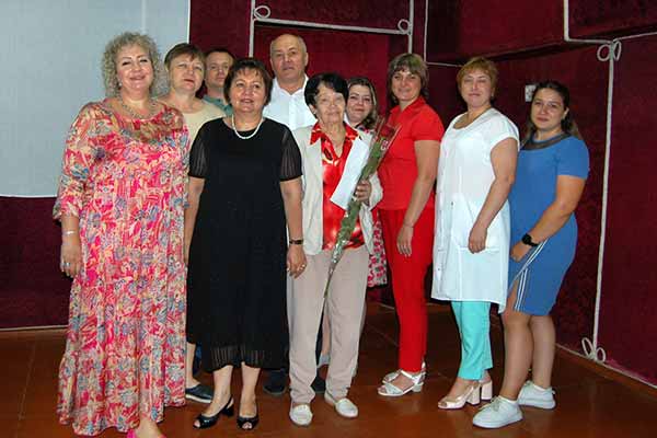 Медиків Гребінківської міської лікарні привітали з професійним святом