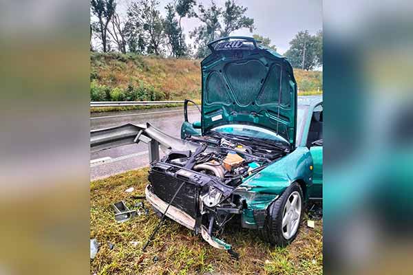 На Полтавщині на трасі Київ-Харків в ДТП травмовано водія легковика